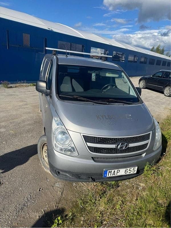 Begagnad 2012 Hyundai H-1 Minibuss | 5 000 kr - Bild 1/4