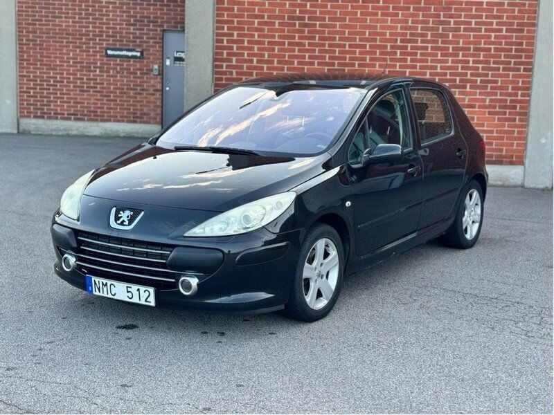 Svart Begagnad 2007 Peugeot 307 Halvkombi | 18 500 kr (Marknadspris) - Bild 1/4