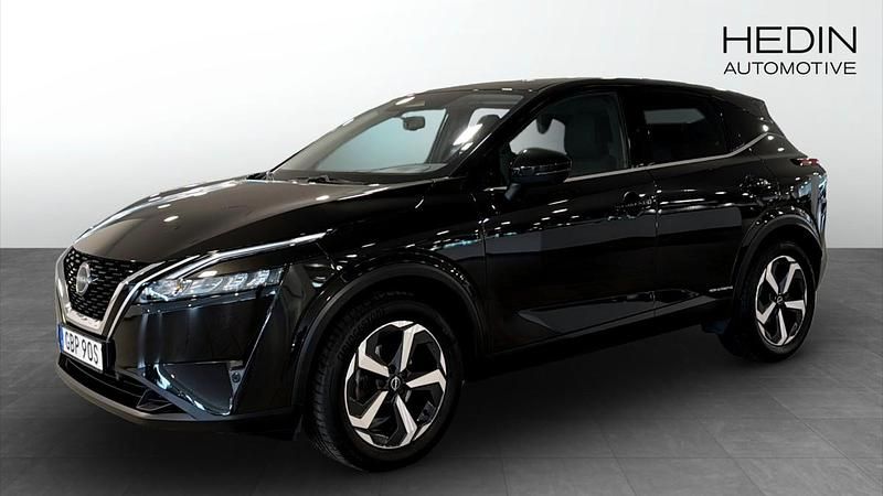 Svart Begagnad 2022 Nissan Qashqai N-Connecta SUV | 259 900 kr (Marknadspris) - Bild 1/4