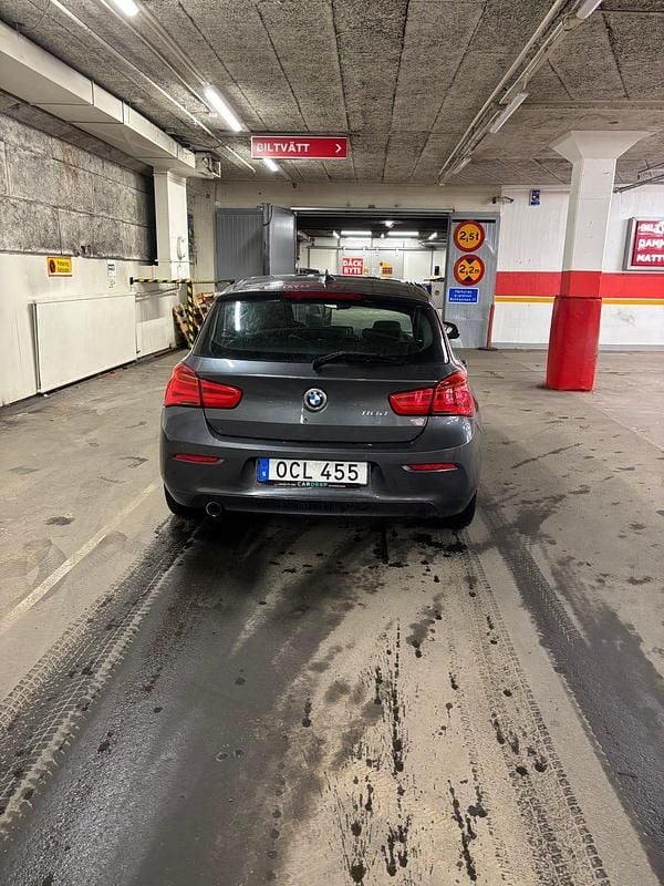 Begagnad BMW 118 150 HK (110 kW) 2016 Halvkombi