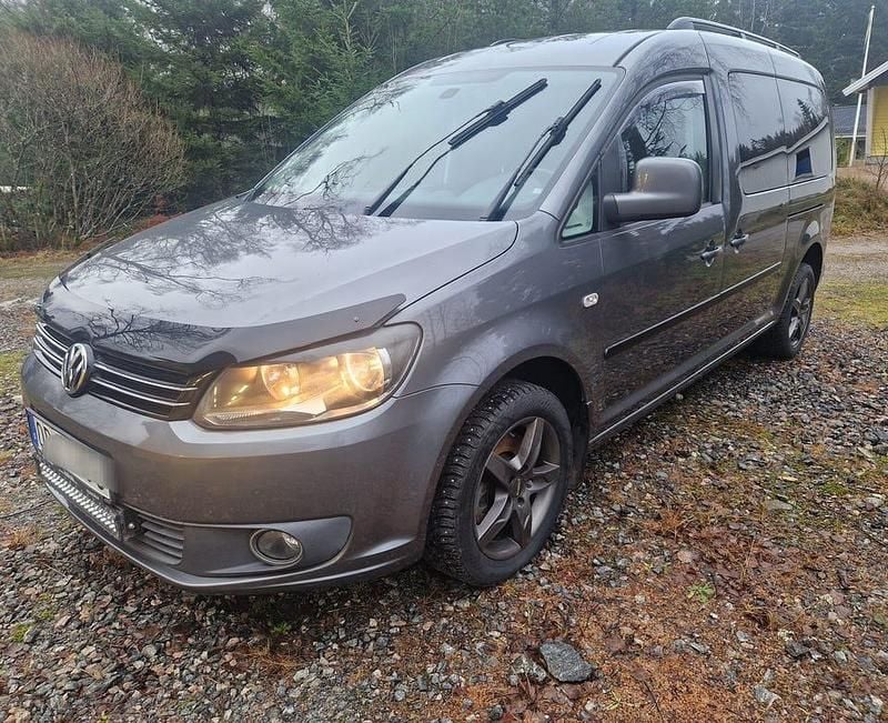 Begagnad 2014 VW Caddy Maxi Life Life Minibuss | 108 000 kr - Bild 1/4