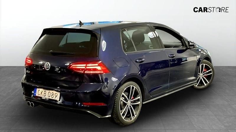 Begagnad VW Golf VII GTD 184 HK (135 kW) 2018 Blå Halvkombi
