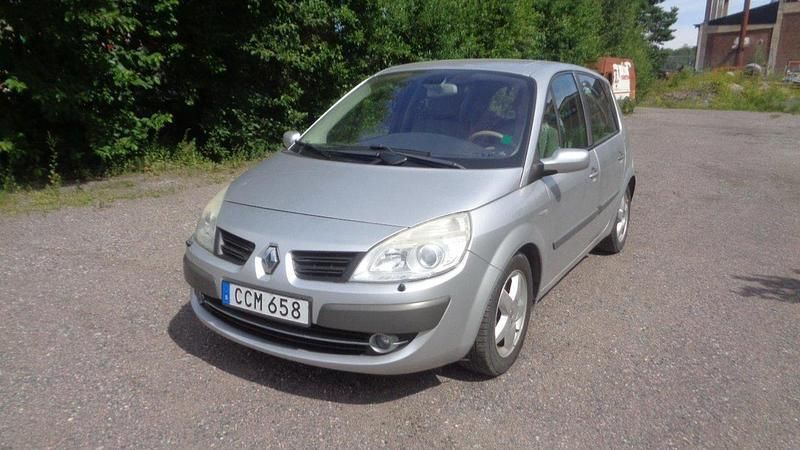 Grå Begagnad 2007 Renault Scénic II Minibuss | 25 000 kr (Marknadspris) - Bild 1/4