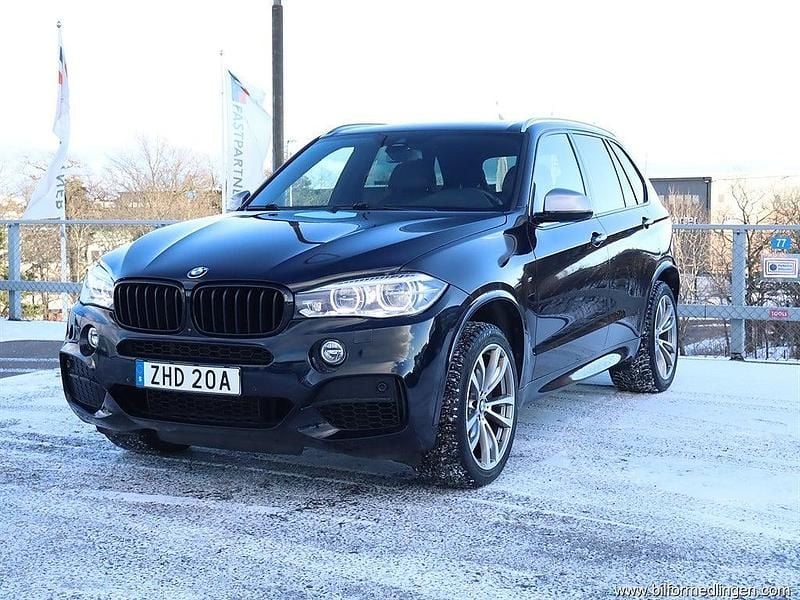 Begagnad BMW X5 M M Sport 381 HK (280 kW) 2017 Mörkblå SUV