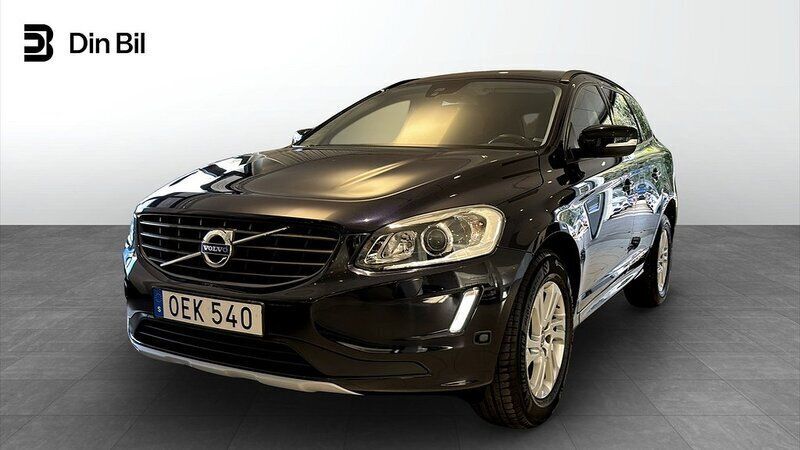 Mörkblå (magic blue metallic) Begagnad 2016 Volvo XC60 Kinetic SUV | 179 900 kr (Superpris) - Bild 1/4