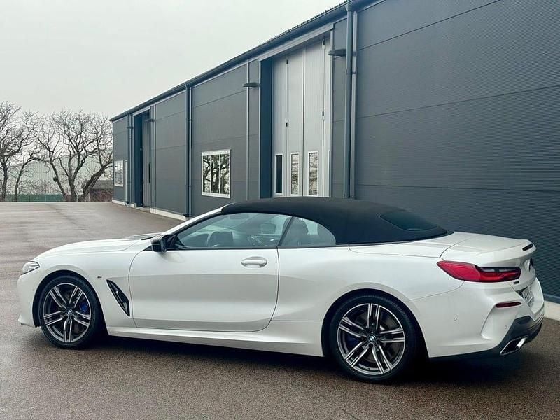 Begagnad BMW M850 530 HK (389 kW) 2022 Vit Sportkupé