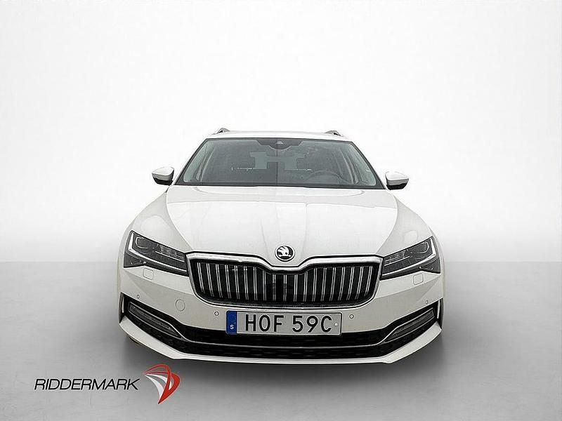 Begagnad Skoda Superb Business Line 156 HK (114 kW) 2020 Vit Kombi
