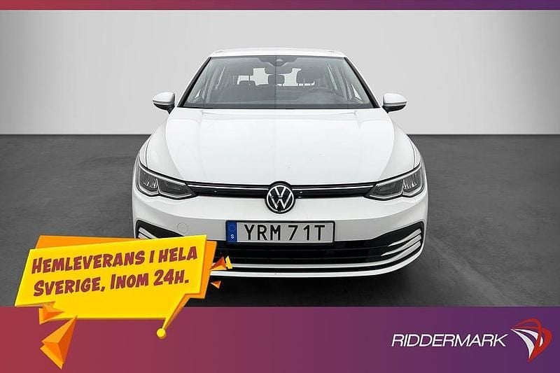 Begagnad VW Golf VIII 150 HK (110 kW) 2020 Vit Halvkombi