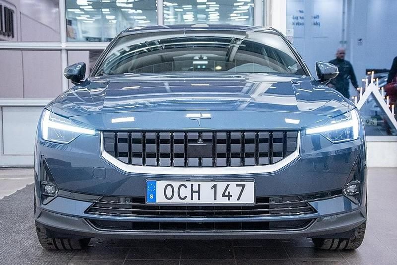 Begagnad Polestar 2 Long Range Single Motor 219 kW (299 HK) 2023 Mörkblå Halvkombi