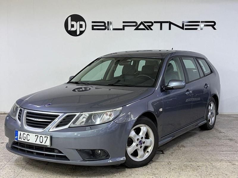 Grå Begagnad 2008 Saab 9-3 Vector Kombi | 39 900 kr (Marknadspris) - Bild 1/4