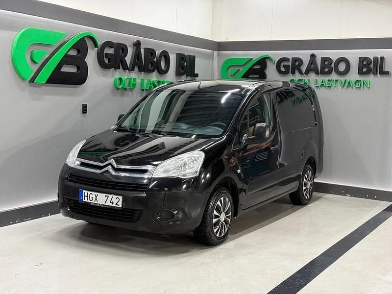 Svart Begagnad 2011 Citroën Berlingo Minibuss | 49 900 kr (Lite dyr) - Bild 1/4