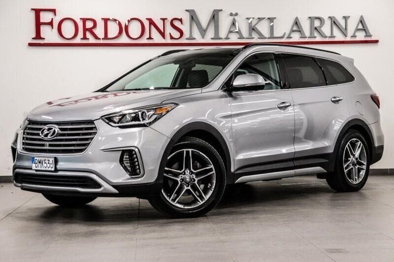 Grå Begagnad 2017 Hyundai Santa Fe SUV | 157 900 kr - Bild 1/4