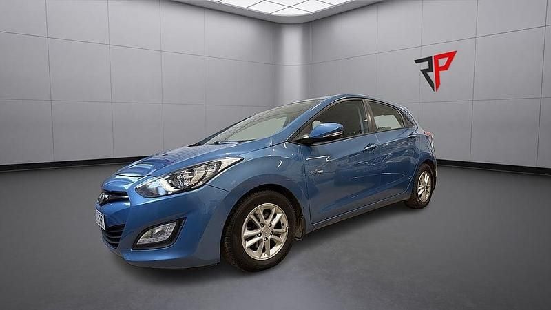 Begagnad Hyundai i30 110 HK (80 kW) 2012 Ljusblå Halvkombi