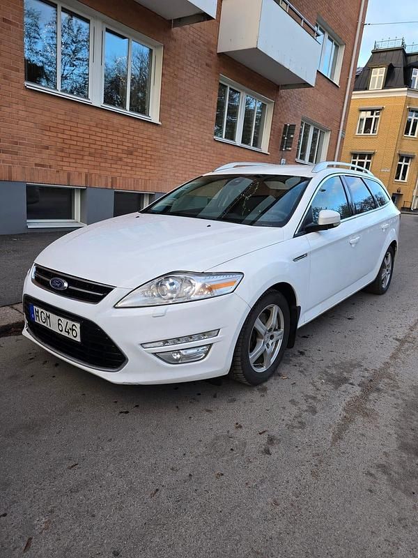 Begagnad 2012 Ford Mondeo Kombi | 45 000 kr (Marknadspris) - Bild 1/4