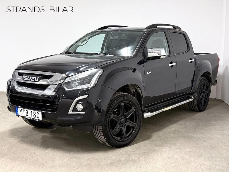 Svart Begagnad 2017 Isuzu D-Max Van | 339 000 kr (Marknadspris) - Bild 1/4