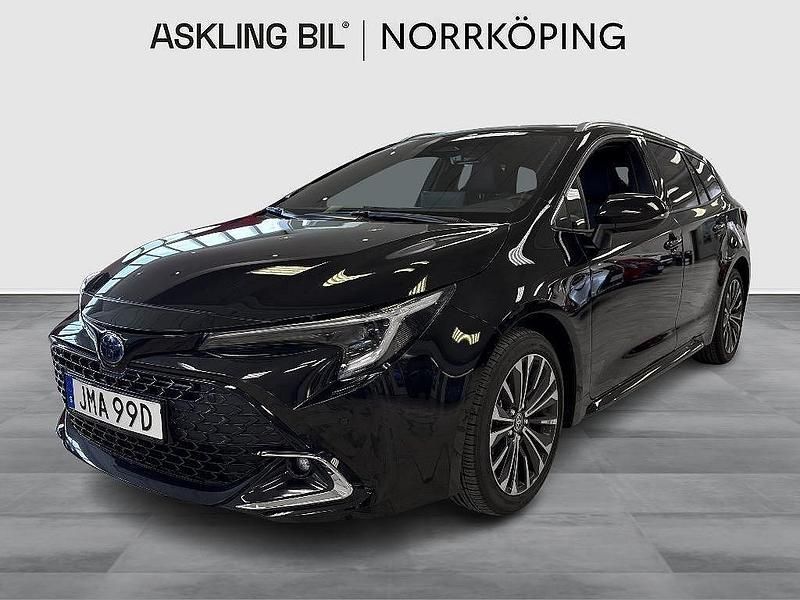 Svart Begagnad 2024 Toyota Corolla Style Kombi | 329 000 kr (Lite dyr) - Bild 1/4