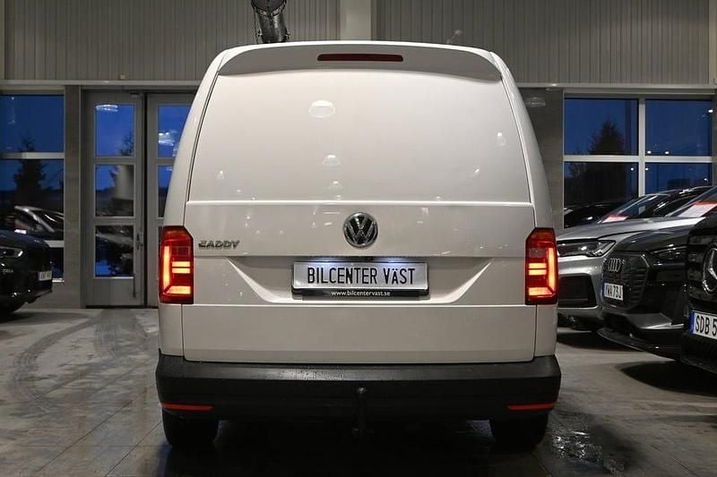 Begagnad VW Caddy Maxi 102 HK (75 kW) 2018 Vit Minibuss