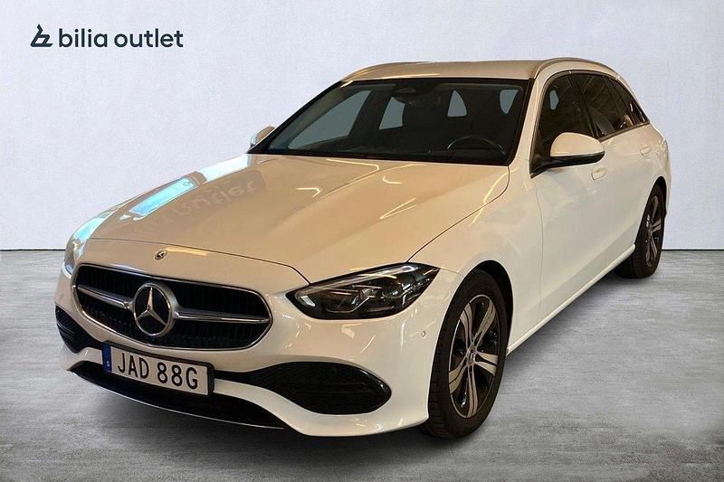 Vit Begagnad 2022 Mercedes C220 Avantgarde Kombi | 318 000 kr (Bra pris) - Bild 1/4
