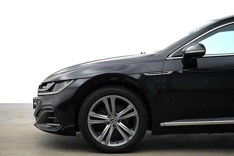 Begagnad VW Arteon R-line 218 HK (160 kW) 2022 Svart Kombi