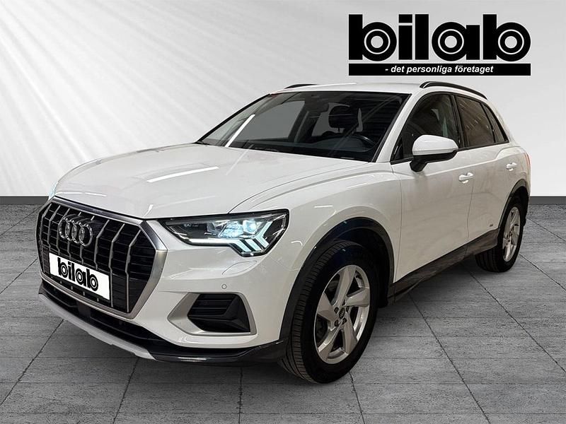 Vit Begagnad 2022 Audi Q3 Proline SUV | 259 000 kr - Bild 1/4