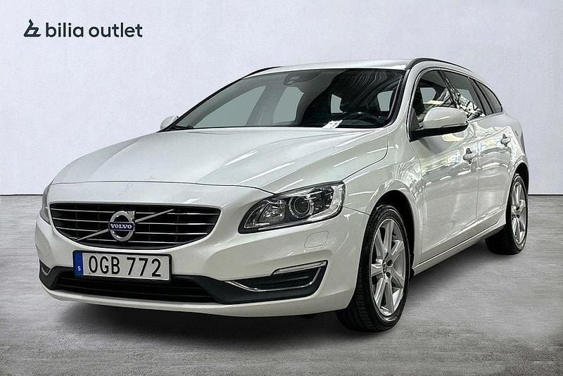 Vit Begagnad 2016 Volvo V60 Business Edition Kombi | 129 900 kr (Marknadspris) - Bild 1/3