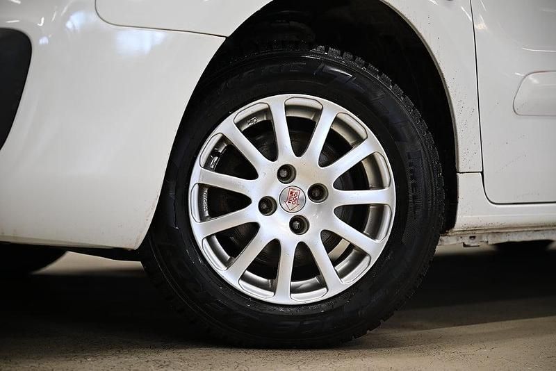 Begagnad Citroën Berlingo Propack Edition 99 HK (72 kW) 2017 Vit Minibuss