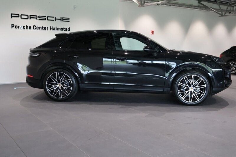 Begagnad Porsche Cayenne 471 HK (346 kW) 2024 Svart (black) SUV