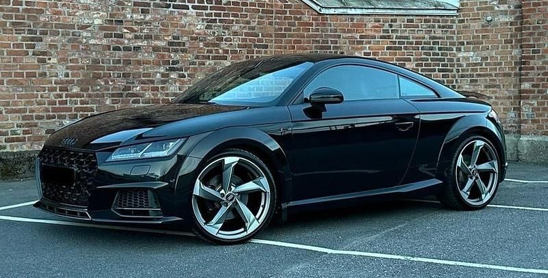 Begagnad Audi TT 230 HK (169 kW) 2016 Mytoblack metallic Sportkupé