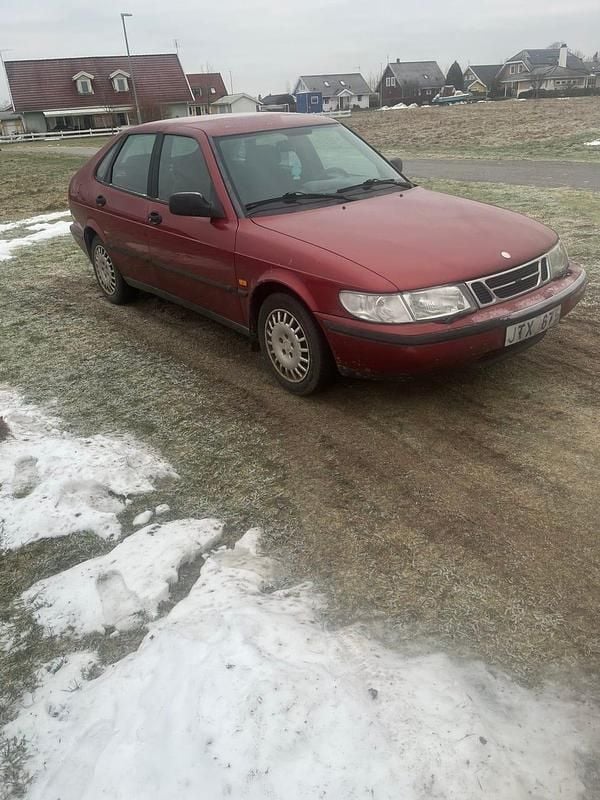 Begagnad 1998 Saab 900 | 18 000 kr - Bild 1/4