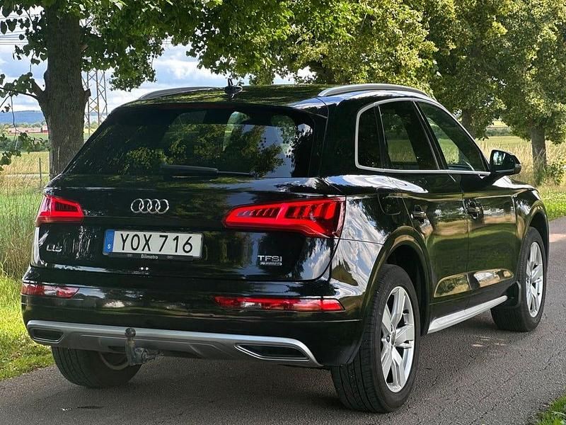 Begagnad Audi Q5 Proline 252 HK (185 kW) 2018 Svart (svart metallic ) SUV