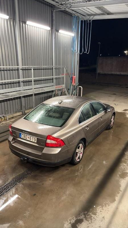 Begagnad 2007 Volvo S80 Sedan | 50 000 kr (Bra pris) - Bild 1/1