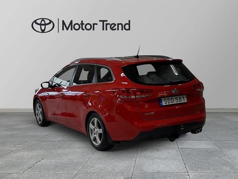 Begagnad Kia Ceed Sportswagon GT-Line 137 HK (100 kW) 2016 Röd Kombi