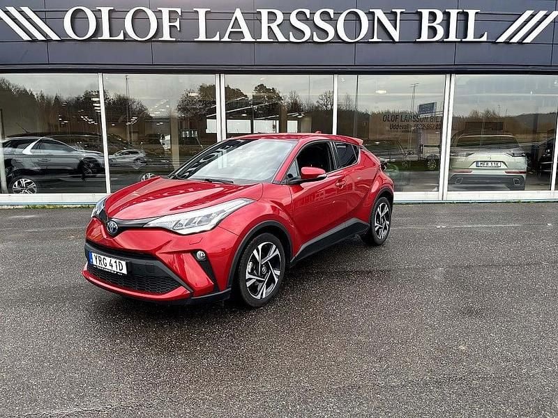 Begagnad Toyota C-HR Edition 122 HK (89 kW) 2022 Röd SUV