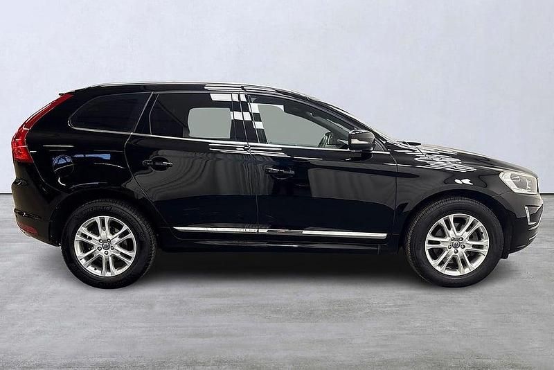 Begagnad Volvo XC60 Business Edition 181 HK (133 kW) 2014 Svart SUV