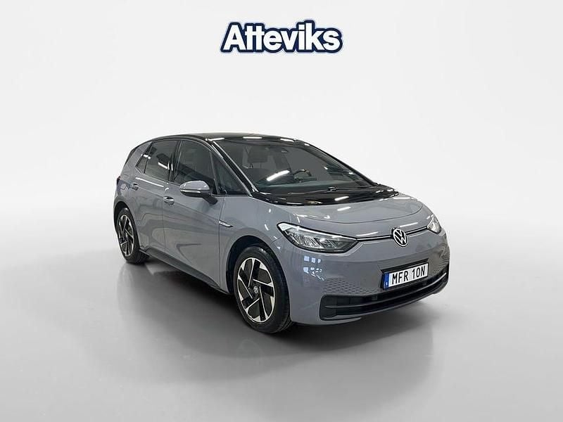 Grå Begagnad 2020 VW ID.3 Pro Performance Halvkombi | 209 900 kr (Marknadspris) - Bild 1/4