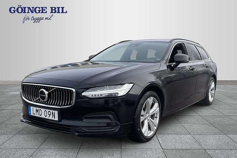 Svart Begagnad 2022 Volvo V90 Core Kombi | 329 000 kr (Marknadspris) - Bild 1/2