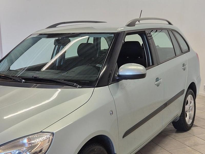 Begagnad Skoda Fabia Elegance 90 HK (66 kW) 2012 Grön Kombi