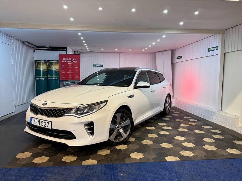 Vit Begagnad 2016 Kia Optima GT-Line Kombi | 119 999 kr (Marknadspris) - Bild 1/4