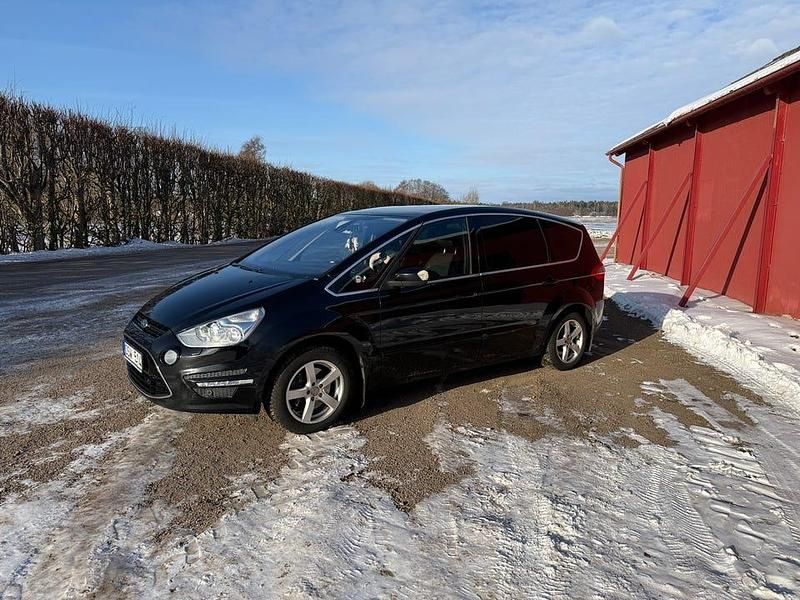 Begagnad Ford S-MAX S 200 HK (147 kW) 2011 Minibuss