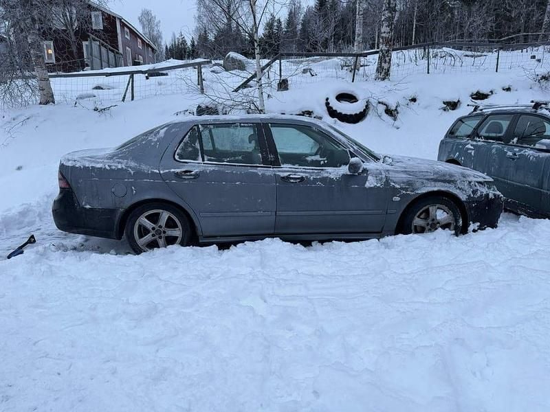 Begagnad 2008 Saab 9-5 | 14 000 kr (Superpris) - Bild 1/4