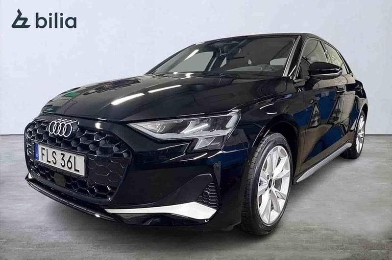 Svart Ny 2026 Audi A3 Sportback Halvkombi | 382 400 kr - Bild 1/1