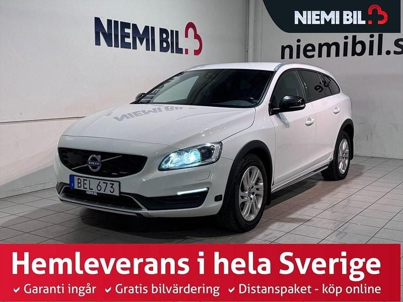 Vit Begagnad 2018 Volvo V60 CC Standard Kombi | 184 900 kr (Marknadspris) - Bild 1/3
