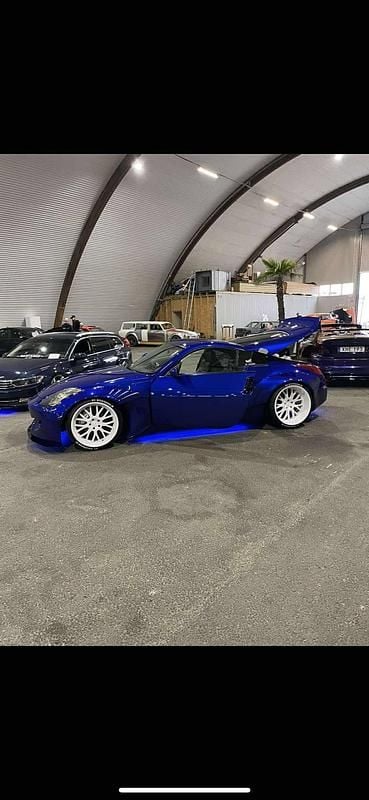 Begagnad Nissan 350Z 281 HK (206 kW) 2004 Deep blue/metallic (san marino)