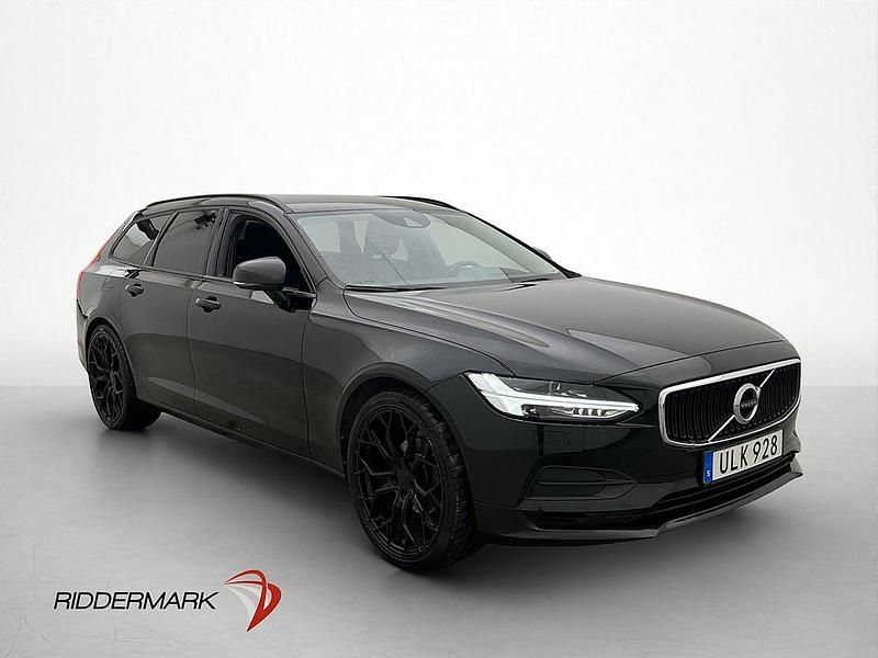 Begagnad Volvo V90 190 HK (139 kW) 2017 Svart Kombi