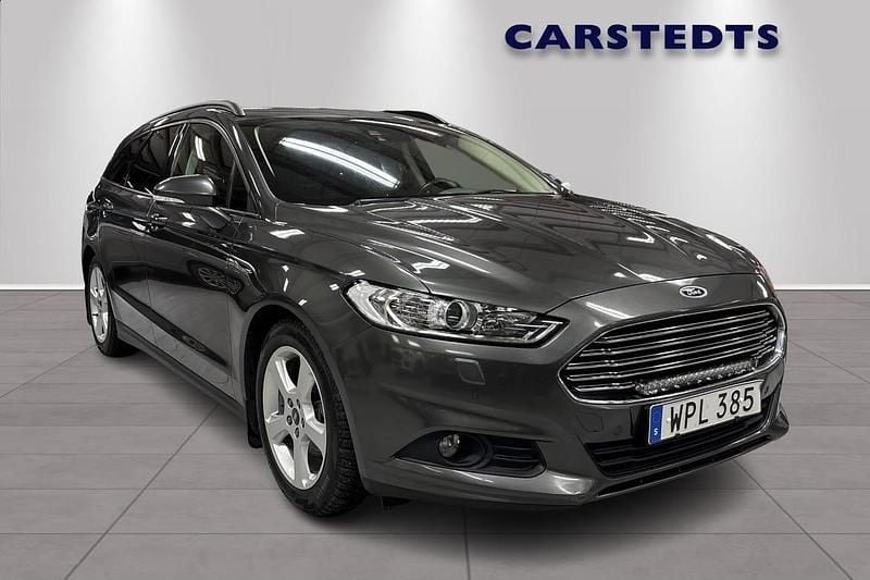 Grå Begagnad 2016 Ford Mondeo Titanium Kombi | 169 900 kr (Marknadspris) - Bild 1/4