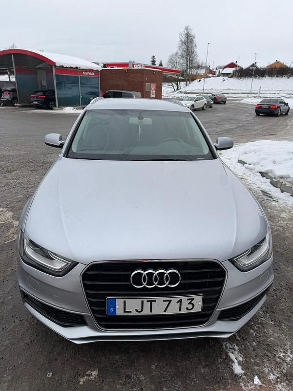 Begagnad Audi A4 150 HK (110 kW) 2015 Grå Kombi