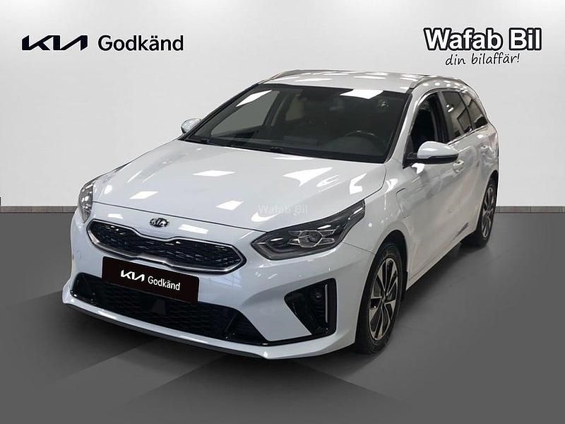 Vit Begagnad 2020 Kia Ceed Sportswagon Advance Kombi | 209 000 kr (Marknadspris) - Bild 1/4
