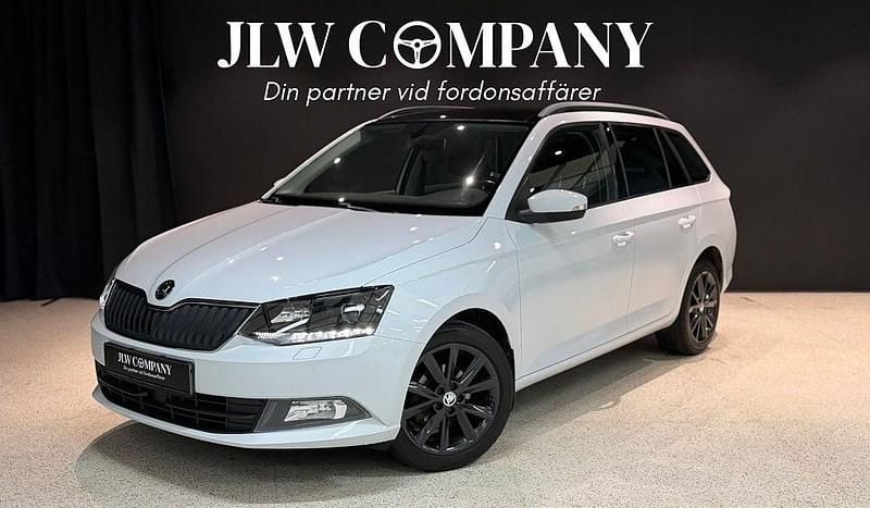 Pärlemovit metallic Begagnad 2018 Skoda Fabia Kombi | 139 000 kr (Lite dyr) - Bild 1/4