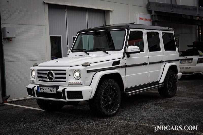 Vit Begagnad 2016 Mercedes G350 AMG SUV | 779 900 kr - Bild 1/4