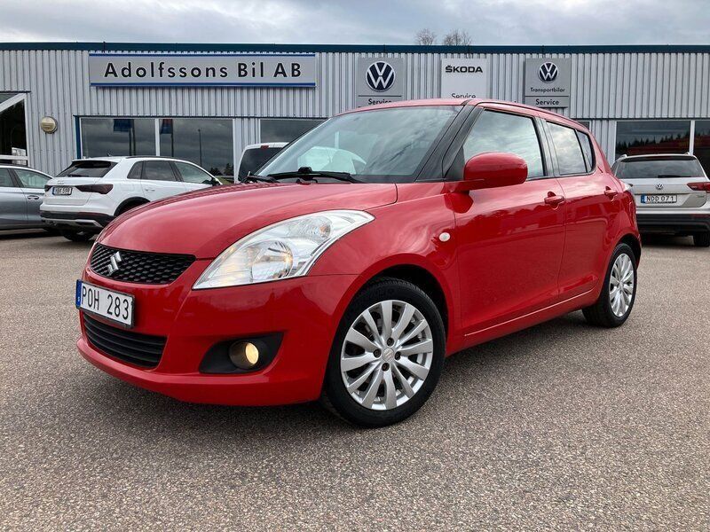 Röd Begagnad 2010 Suzuki Swift Halvkombi | 54 000 kr (Marknadspris) - Bild 1/4